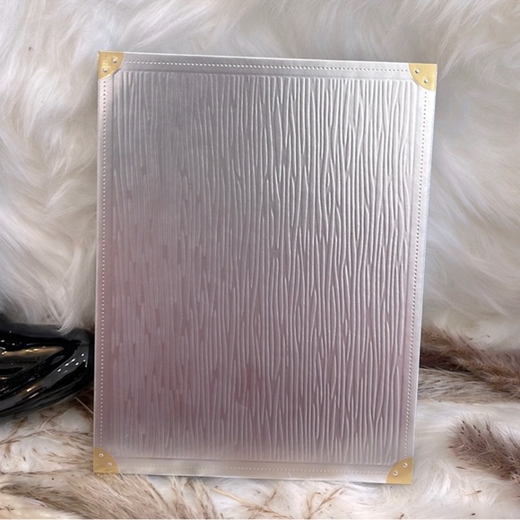 NEW! Louis Vuitton Ultra Rare Silver Epi Wood Trunk w/ Vivienne Ornament… - Picture 10 of 12